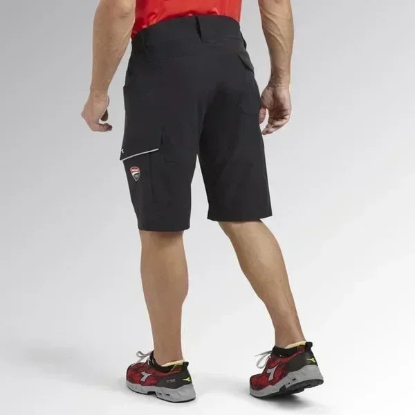 BERMUDADUCATI-12-DIADORA.webp
